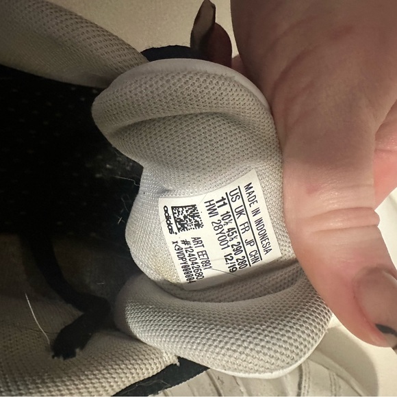 Adidas Men's White and Black Sneakers - Picture 3 of 3